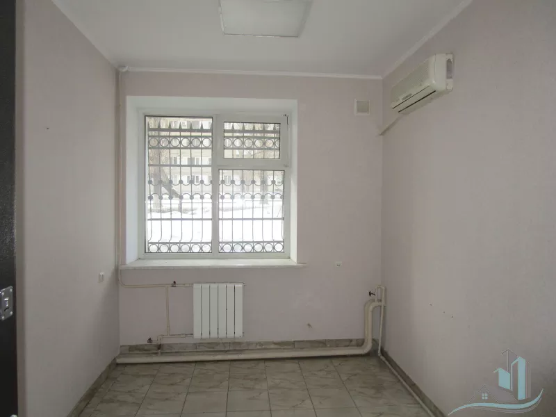 Аренда. Помещение 65 кв. м. Саратов, Большая Садовая, 98