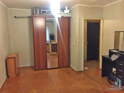 Сдаю однокомнатную квартиру 30 кв.м. Торговый центр. Аренда